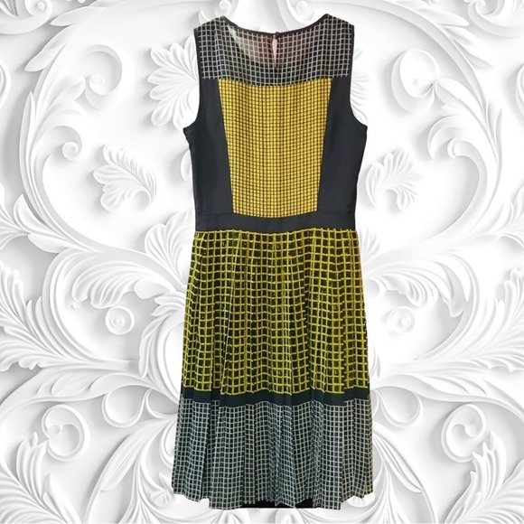 NWOT Halogen Grey And Yellow Pleated Sleeveless Dress - Picture 3 of 3